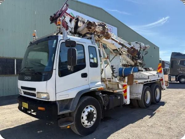 2001 Isuzu FYFVZ Isuzu F & G Series 6x4 Boring Truck image