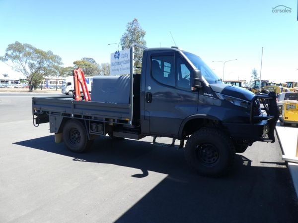 2018 Iveco Daily TRAY TRUCK image