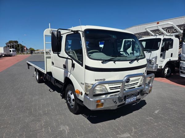 2007 Hino 816 - 300 Series Tray 3.5 Ton Crew Cab Tray image