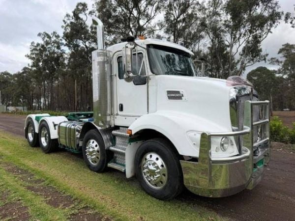 2016 KENWORTH T409