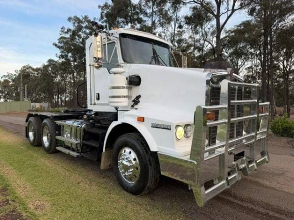 2019 KENWORTH T659 image