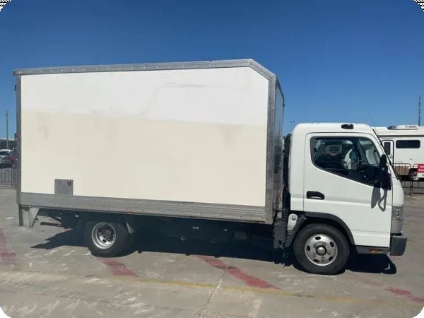 2014 Mitsubishi Canter Fuso 7/800 4x2 Pantech image