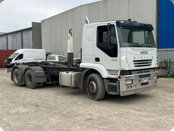 2006 Iveco Stralis ATi 435 6x4 Hook Bin (Location: Braeside, Vic) image