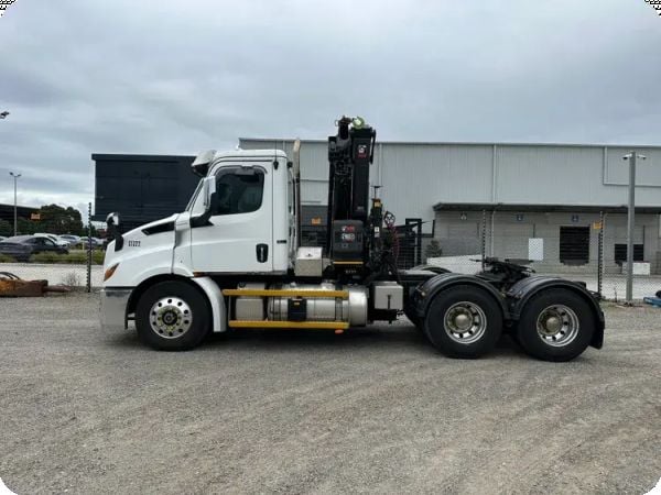 2023 Freightliner Cascadia 6x4 Prime Mover With Crane Certified 03/2033 image