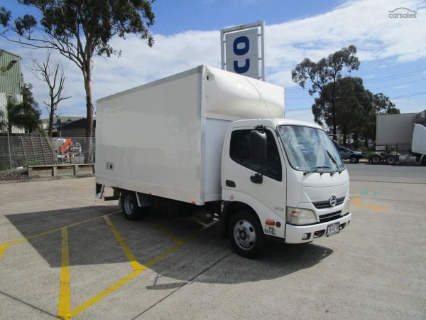 2016 Hino 300 Series 616 Short IFS image