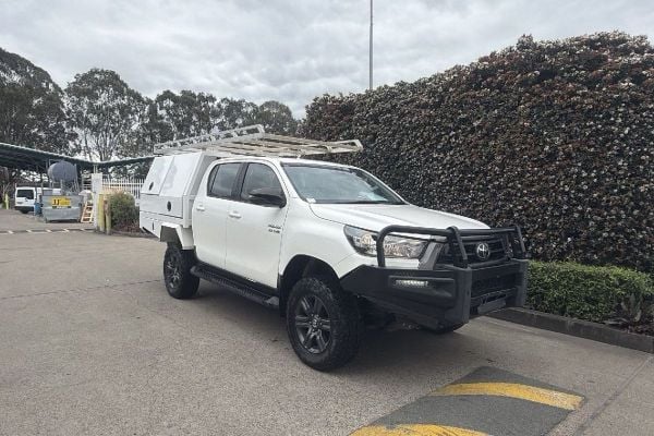 2023 Toyota Hilux SR GUN126R 4X4 image