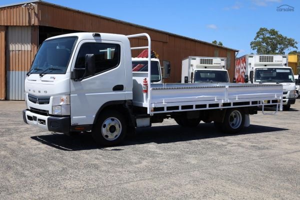 2022 Fuso Canter 515 Steel Tray Dropsides Towbar image