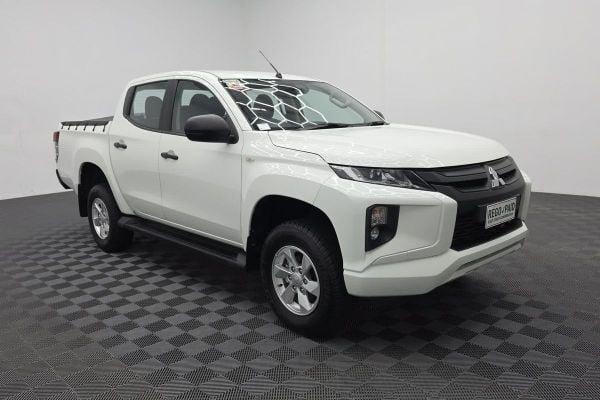 2022 Mitsubishi Triton GLX+ MR 4X4 image