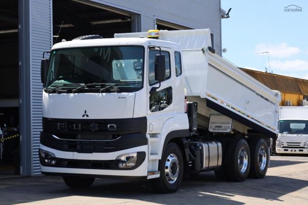 2026 Fuso Shogun FV84 530 6x4 Auto Tipper image