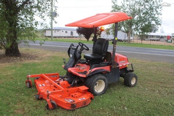 2019 Kubota F3690 image