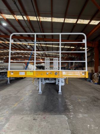 Stonestar New Drop Deck 45ft Trailer with Electric Winch image
