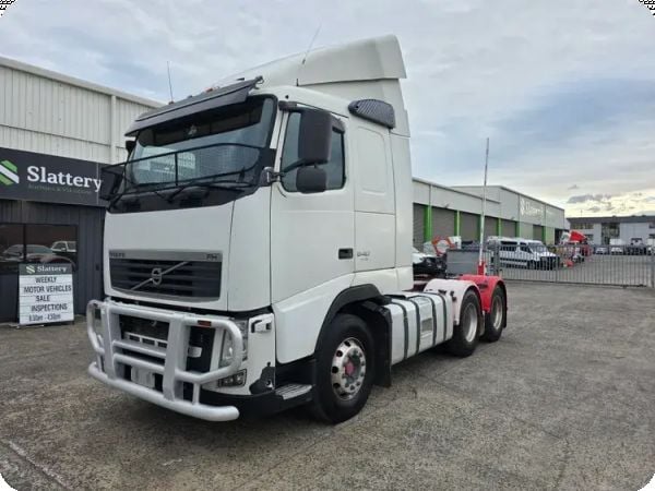 2010 Volvo FH540 MK2 6x4 Prime Mover image