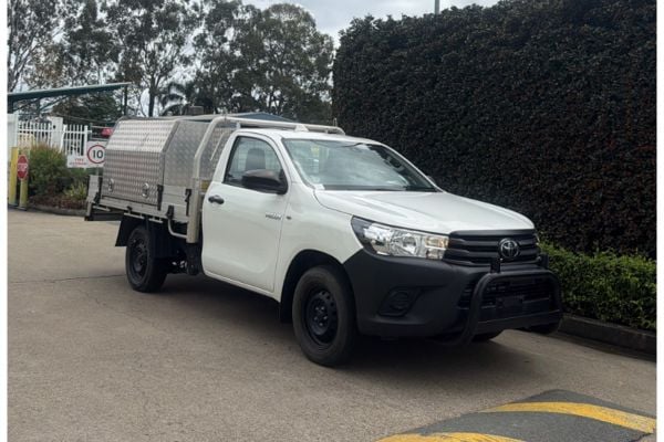 2025 Toyota Hilux Workmate TGN121R Rear Wheel Drive image