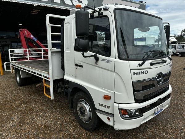 2019 Hino 500 FE1426 Crane Tray Auto image