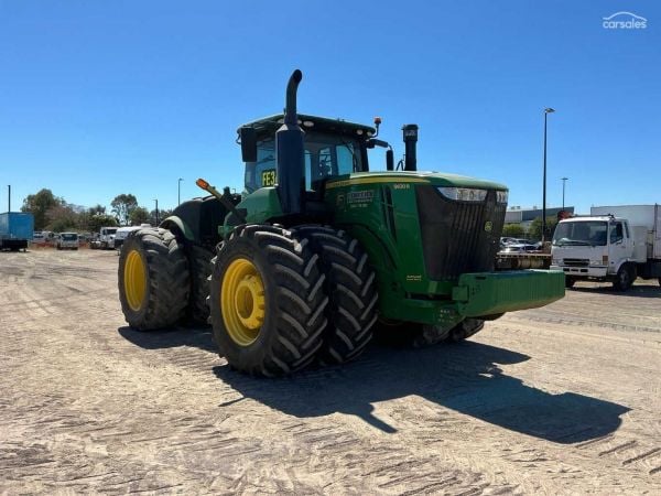 2021 John Deere 9620R image
