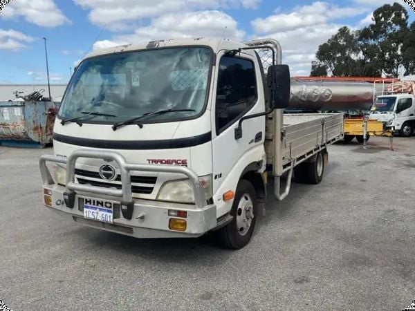 2008 HINO 300 4x2 Other image