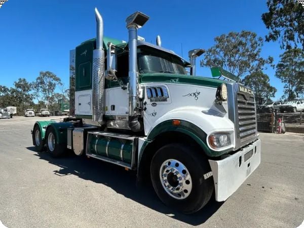 2017 Mack Trident 535 6x4 Prime Mover image