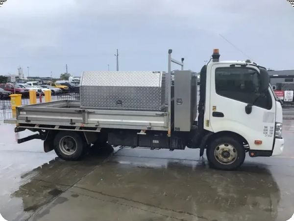 2018 Hino 300 716 4x2 Service Truck (Council Asset) image