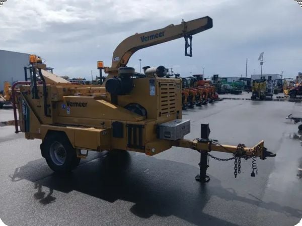 2017 Vermer BC1800XL Wood Chipper image