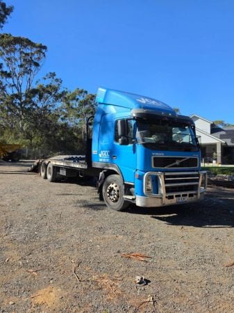 2003 Volvo FM12 Beavertail image
