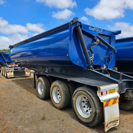 2020 Duraquip TRI 470 Side Tipper Trailers image