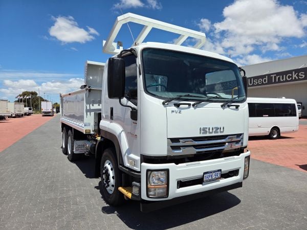2021 Isuzu FVZ 260-300 Tipper 6x4 AUTO Tipper and ROP's image